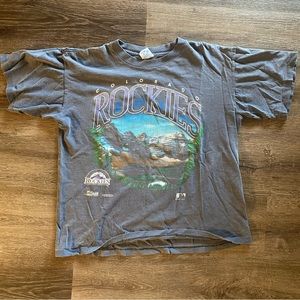 Vintage Colorado Rockies shirt